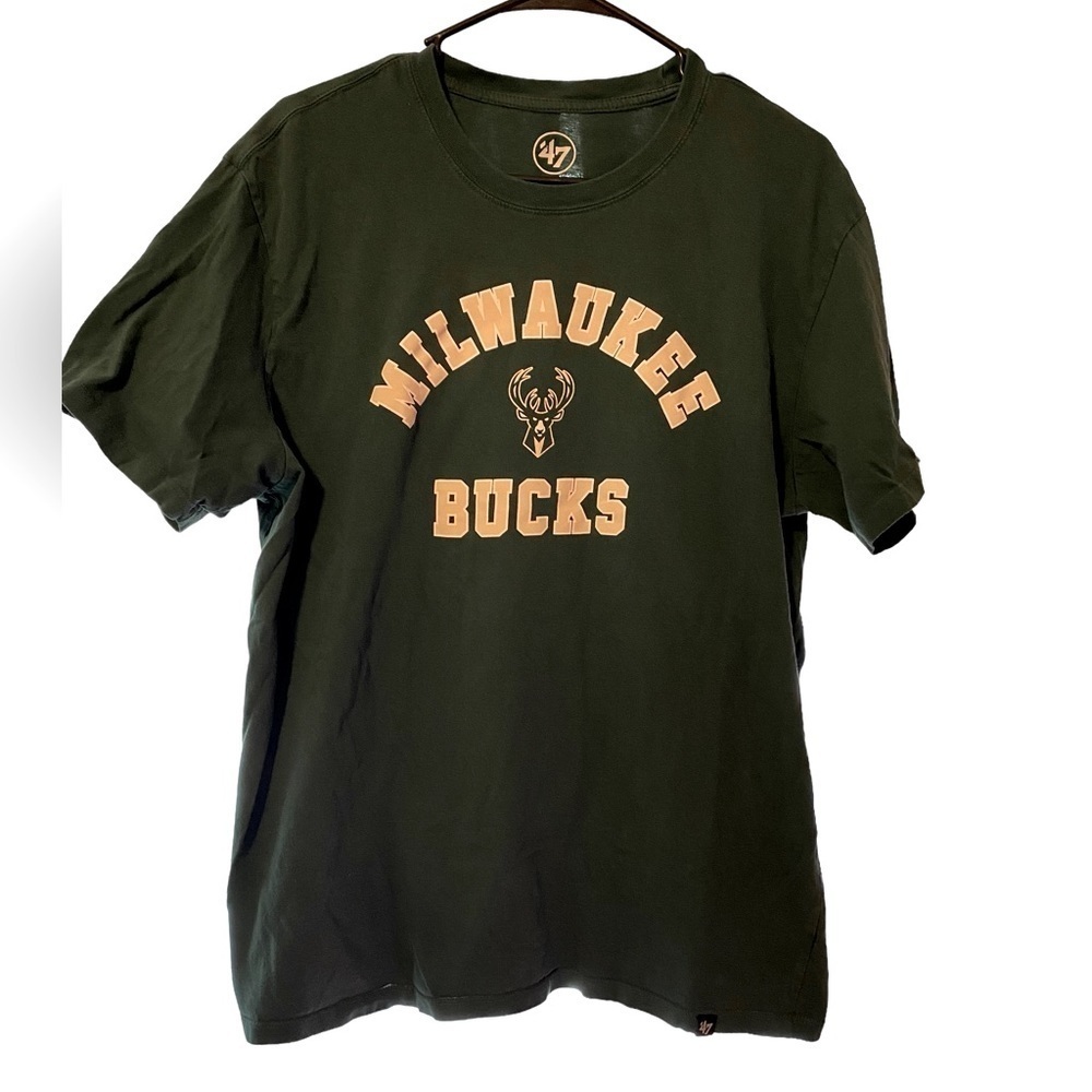 Milwaukee bucks short sleeve tee shirt​​​​​
